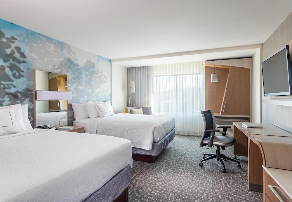 Courtyard By Marriott Charlotte Northlake Zewnętrze zdjęcie