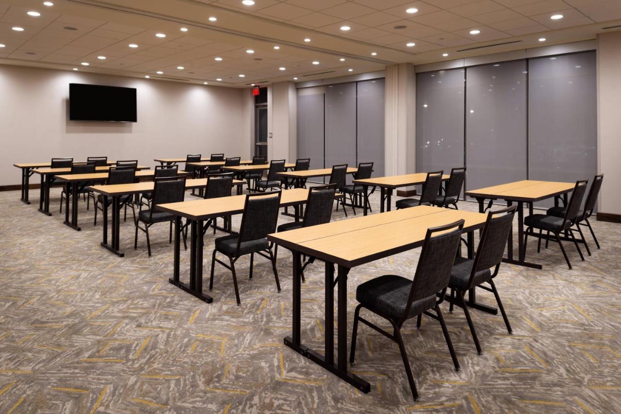 Courtyard By Marriott Charlotte Northlake Zewnętrze zdjęcie